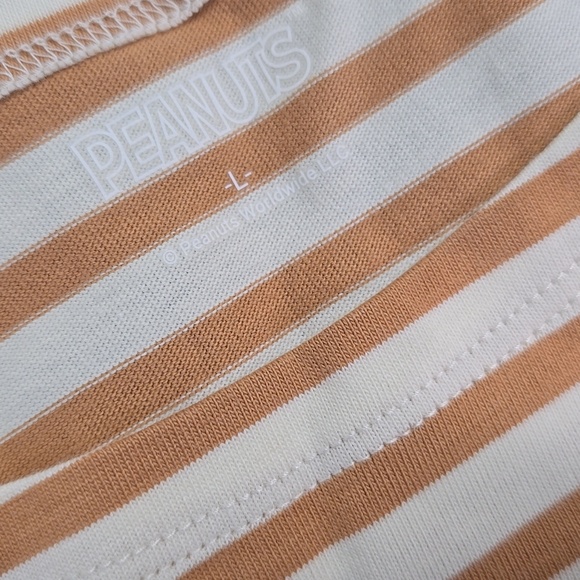 Peanuts-Official Long Sleeve T shirt - Picture 4 of 6